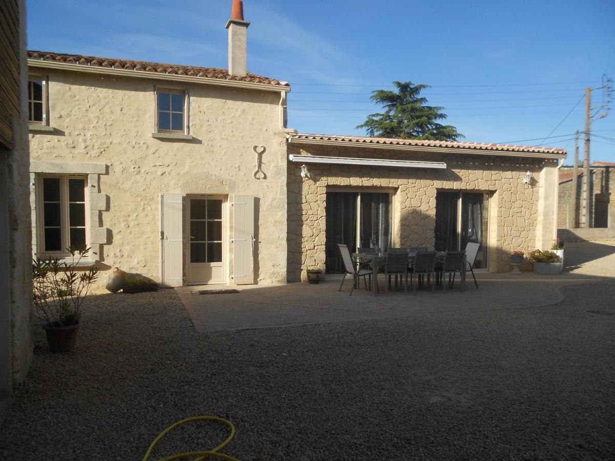 Charmante Maison A La Campagne Taizé Buitenkant foto